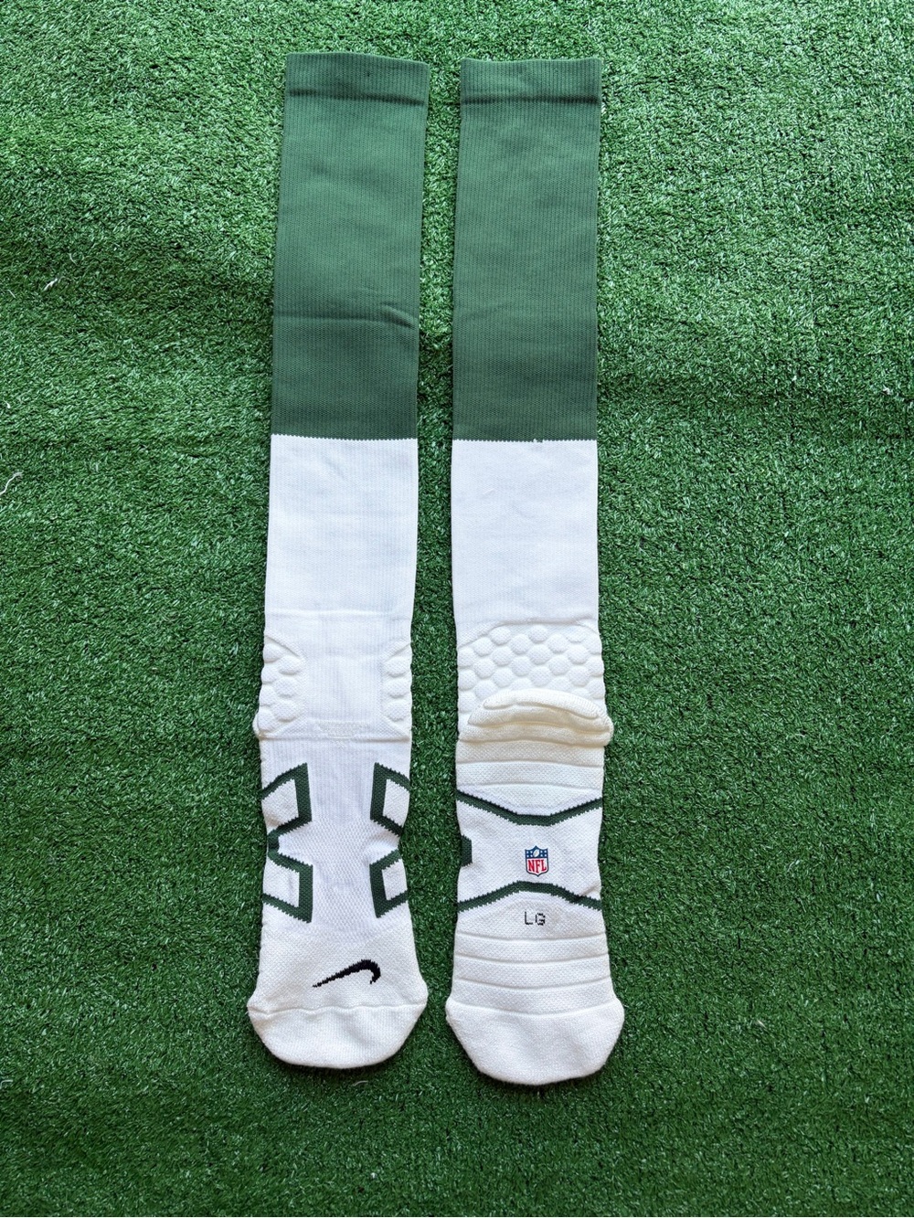 NEW NFL NIKE VAPOR GAME SOCKS - PADDED